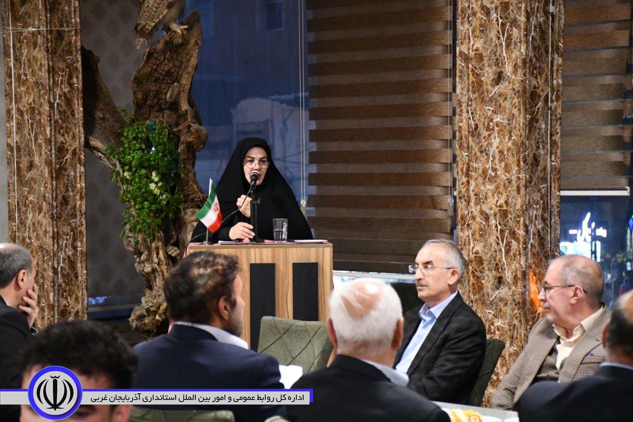 منطقه آزاد ماکو باید پایگاه صادرات و نماد توسعه پایدار شمال‌غرب کشور باشد