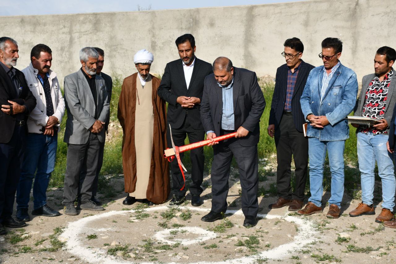 آئین کلنگ زنی احداث ساختمان دهیاری روستای باشکند از توابع بخش مرکزی شهرستان ماکو