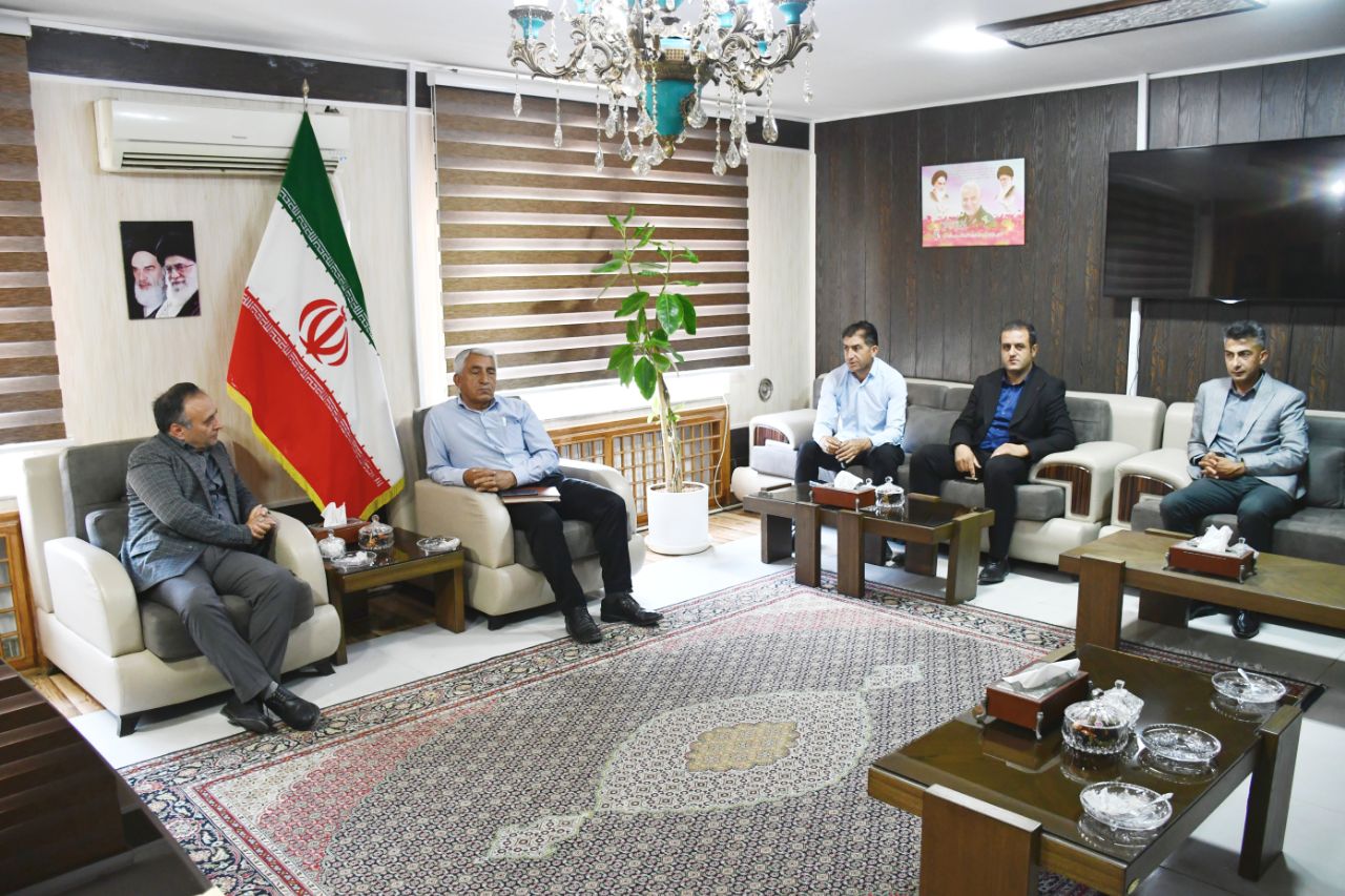 همافزایی برای توسعه؛ دیدار اعضای شورای بخش بازرگان با سرپرست فرمانداری ماکو