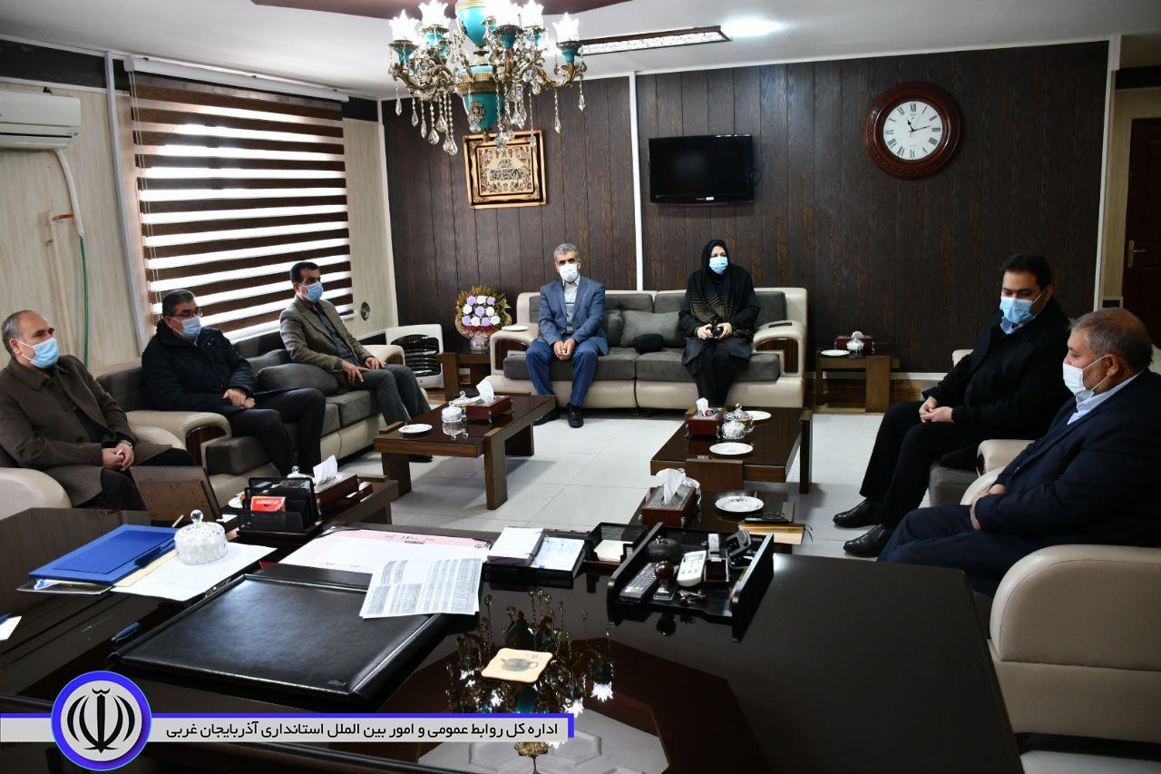 دیدار مدیر و معاونین شبکه بهداشت و درمان با نادر کاظمی فرماندار جدید شهرستان ماکو