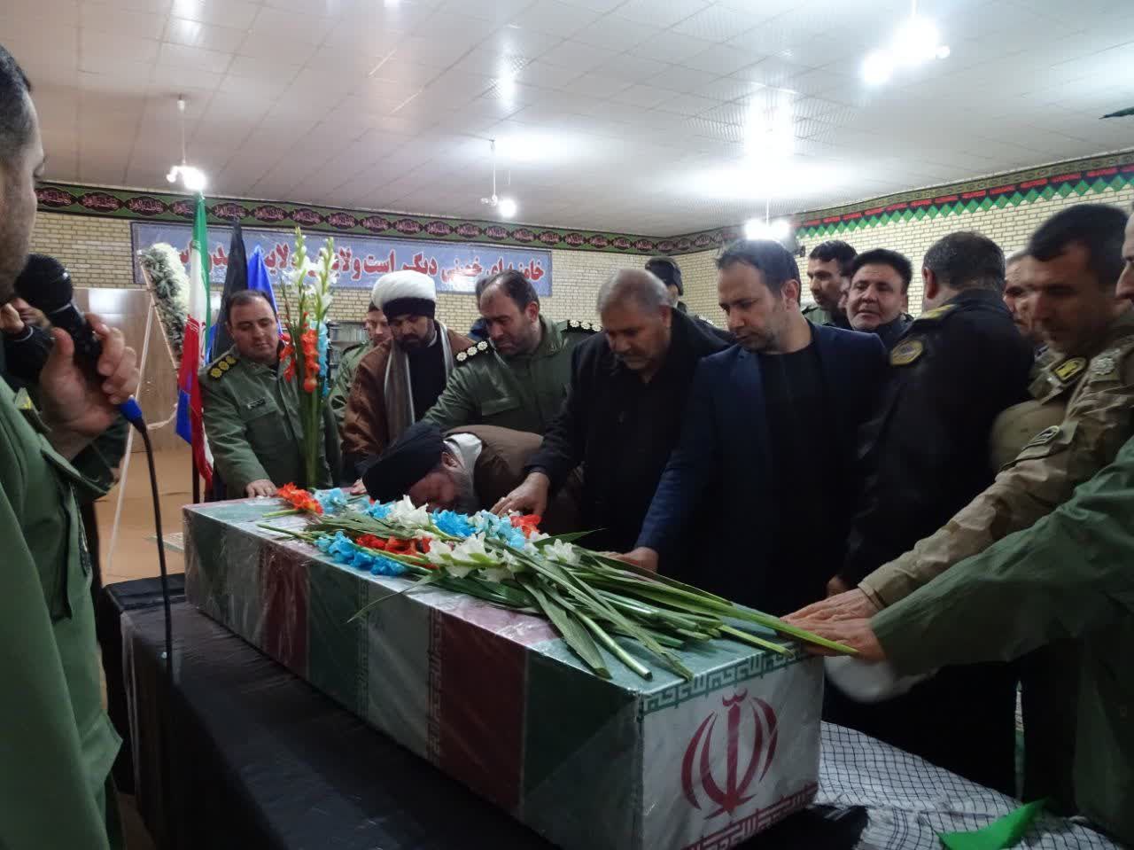 پیکر مطهر شهید گمنام با استقبال مسئولین وارد ماکو شد
