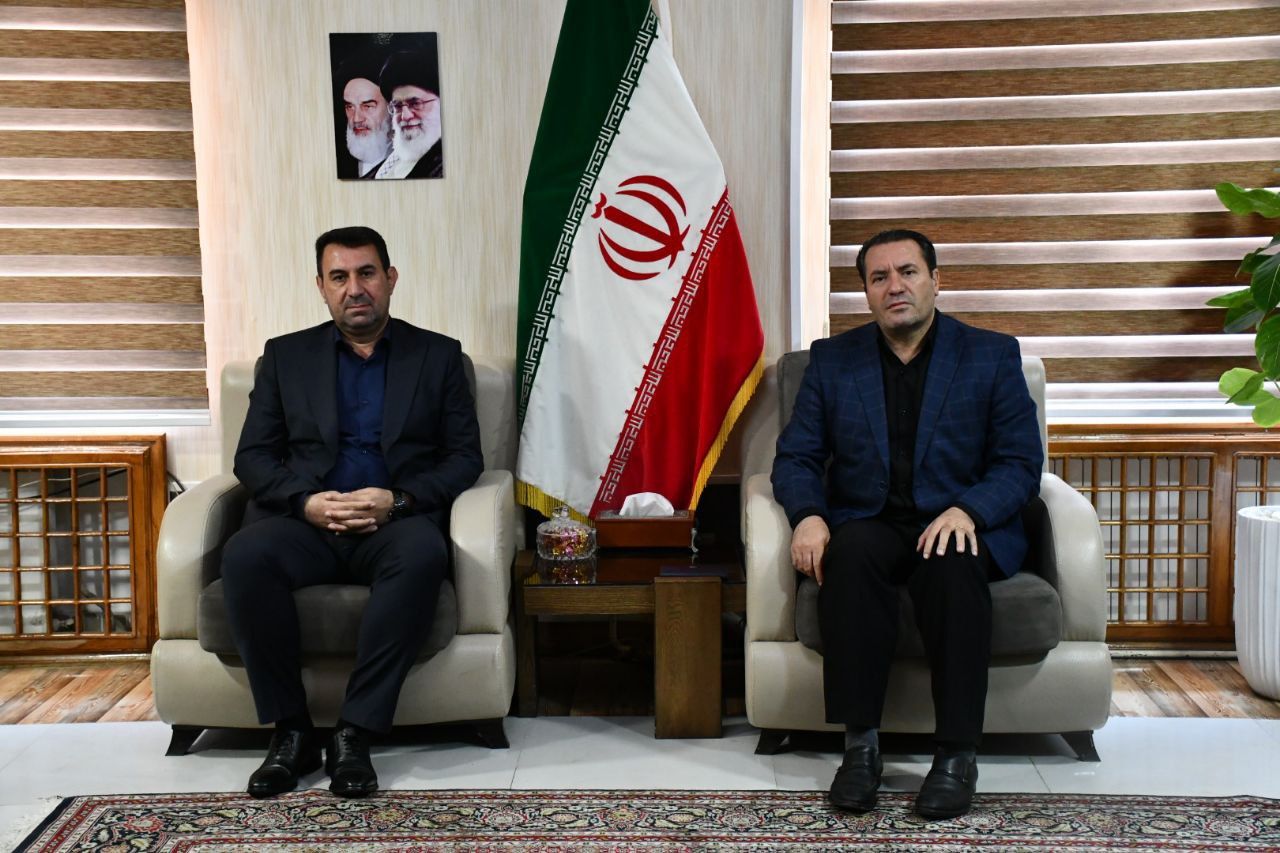 دیدار اکبر عبدالله پور دادستان نظامی استان آذربایجان غربی با رامین موحدی فرماندار شهرستان ماکو