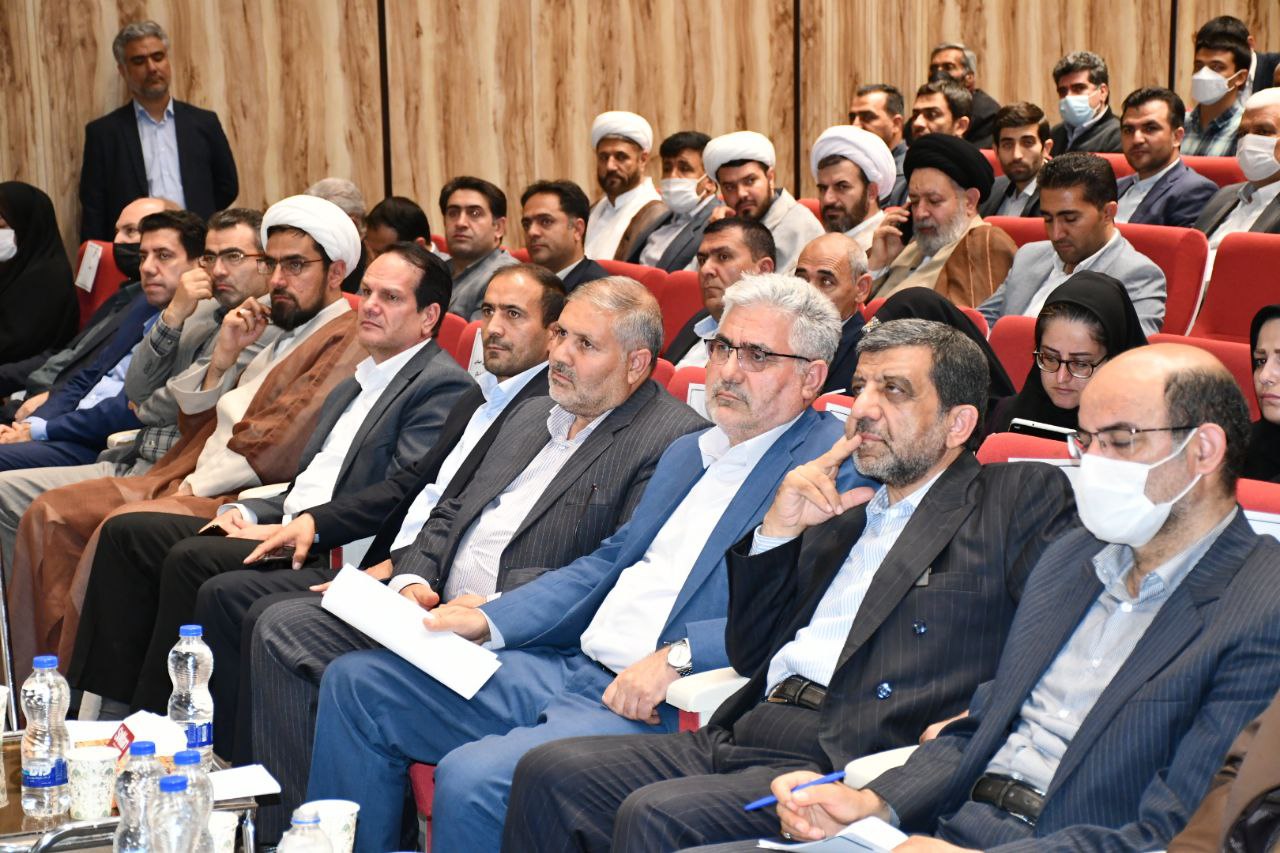 دیدار عمومی و چهره به چهره سید عزت‌الله ضرغامی نماینده ویژه رئیس جمهور و وزیر میراث فرهنگی ، گردشگری و صنایع دستی با اقشار مختلف مردم و مسئولین شهرستان ماکو