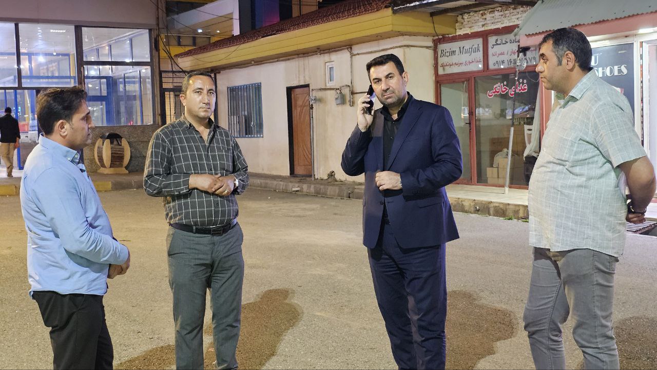 بازدید رامین موحدی فرماندار شهرستان ماکو از بازارچه مرزی ماکو جهت بررسی مسائل و مشکلات بازاریان