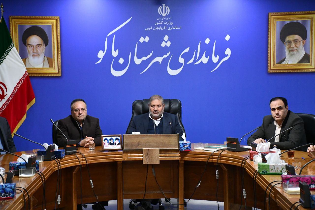 حل مشکلات و درخواست های مردم باید در اولویت کاری کارکنان فرمانداری ماکو باشد