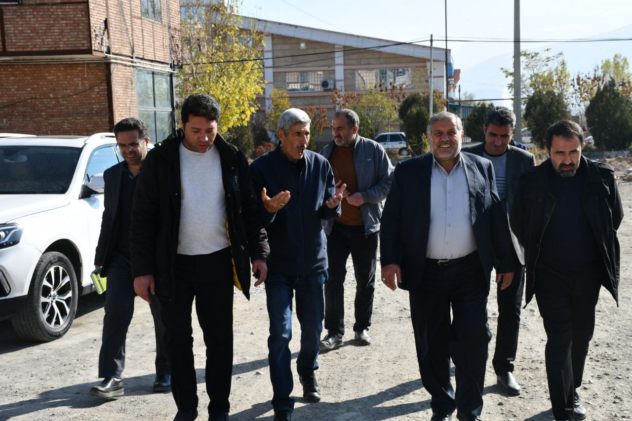 بازدید نادر کاظمی فرماندار شهرستان ماکو از محوطه شهرک صنعتی ماکو جهت بررسی مسائل و مشکلات شهرک
