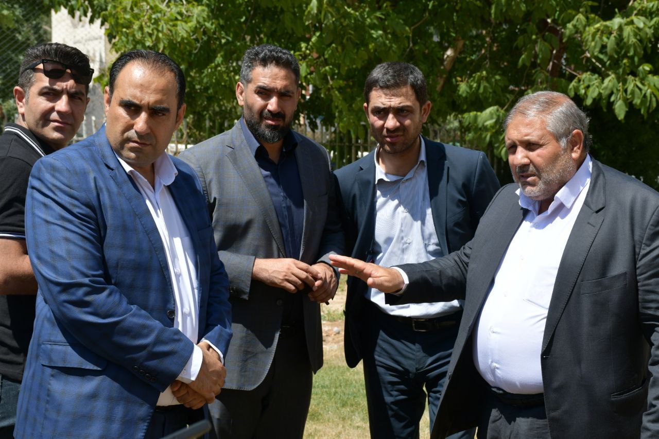 اداره کل ورزش و جوانان استان آذربایجان غربی نسبت به تعهدات خود در خصوص بهسازی زمین چمن طبیعی فوتبال شهرستان ماکو عمل کند