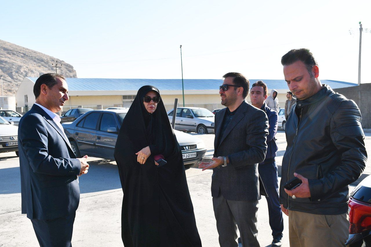 بازدید میدانی مسئولان از روند نهاییسازی درب جدید ورودی گمرک بازرگان