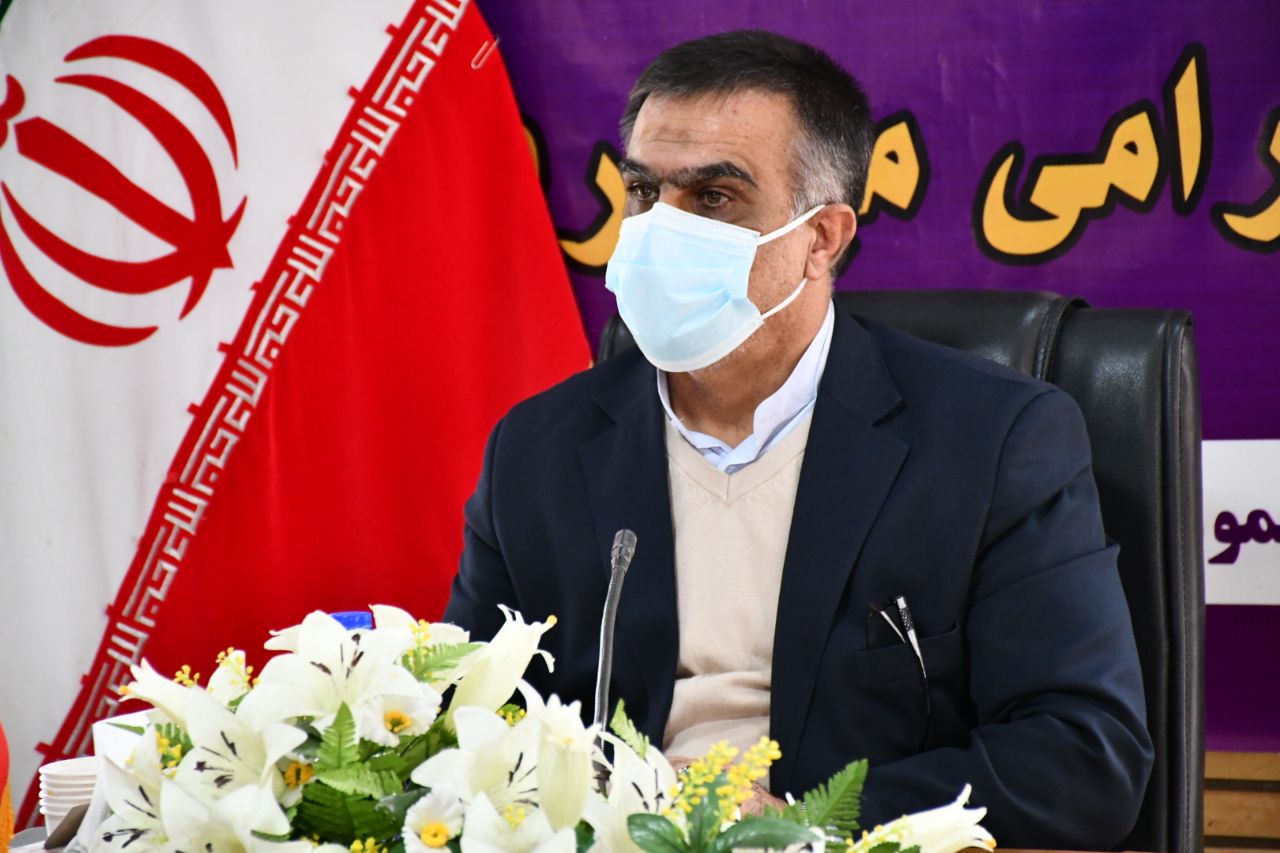 ماسک زدن امروزه رهیافت اصلی مبارزه با ویروس کرونا می باشد