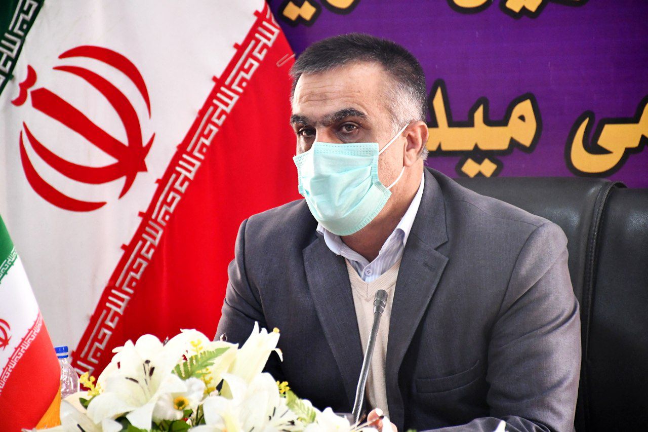 یکی از مهمترین شاخص های پایداری وضعیت موجود استفاده از ماسک در تمامی مراکز ، اماکن و تجمعات مختلف است که خوشبختانه این عمل در بین افراد جامعه به یک فرهنگ عمومی تبدیل شده است