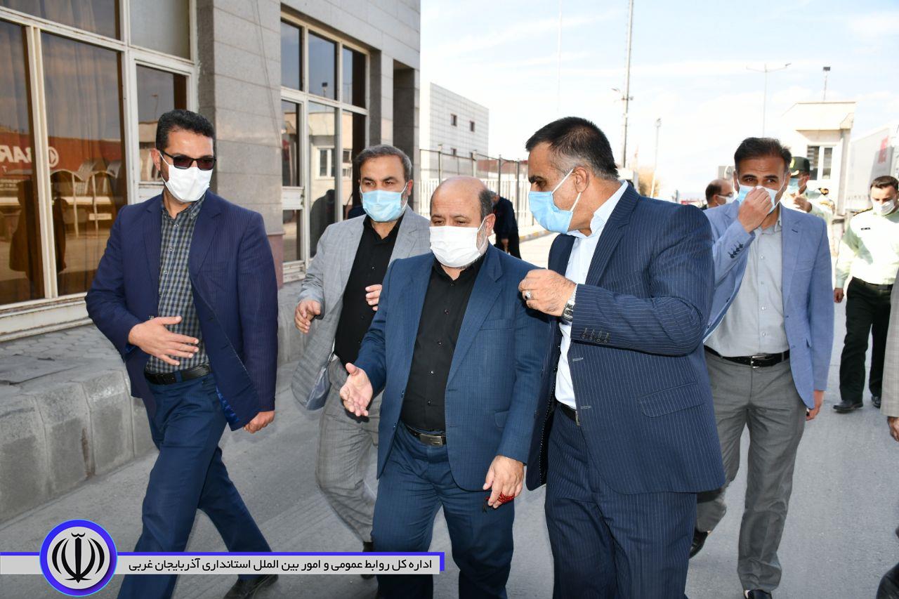 بازدید معاون سیاسی ،امنیتی و اجتماعی استاندار آذربایجان غربی بهمراه فرماندار ماکو از پایانه مرزی و گمرک بازرگان