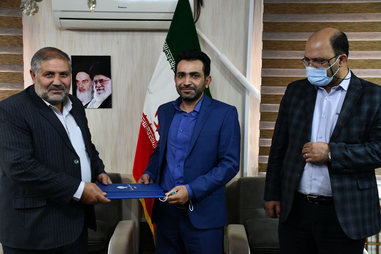 دکتر امیر صمدی افشار به عنوان مدیر شبکه بهداشت و درمان شهرستان ماکو منصوب شد