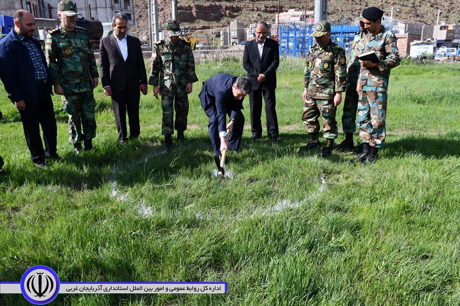 با حضور استاندار آذربایجان غربی کلنگ احداث ساختمان مدیریت اسلحه و مهمات شهرستان ماکو به زمین زده شد