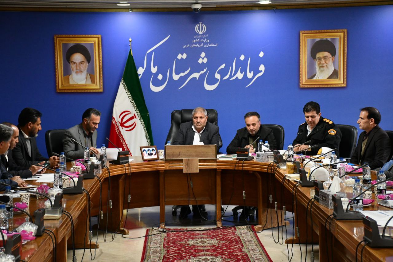 در هفت ماه گذشته 4 نفر در داخل شهر و 12 نفر در برون شهری به علت سرعت بالای خودروها در سانحه تصادفات در شهرستان ماکو جان خود را از دست داده اند