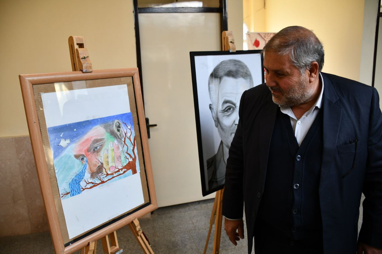 حاج قاسم سلیمانی خود را جانفدای مردم کرد و عزیز شد