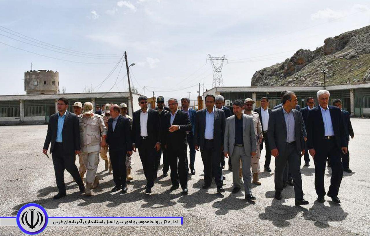 حضور اعضای کارگروه امور مرزی وزارت کشور در ماکو و بازدید از بازارچه مرزی ساریسو