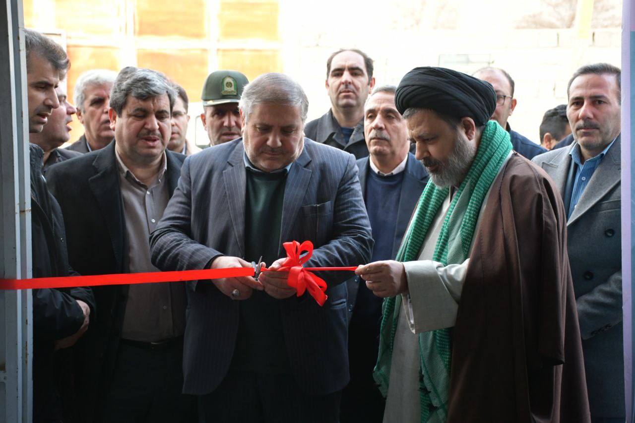 واحد تولیدی نازبافت ماکو ( تولید بافتنی رودمپایی ) در شهر ماکو افتتاح گردید