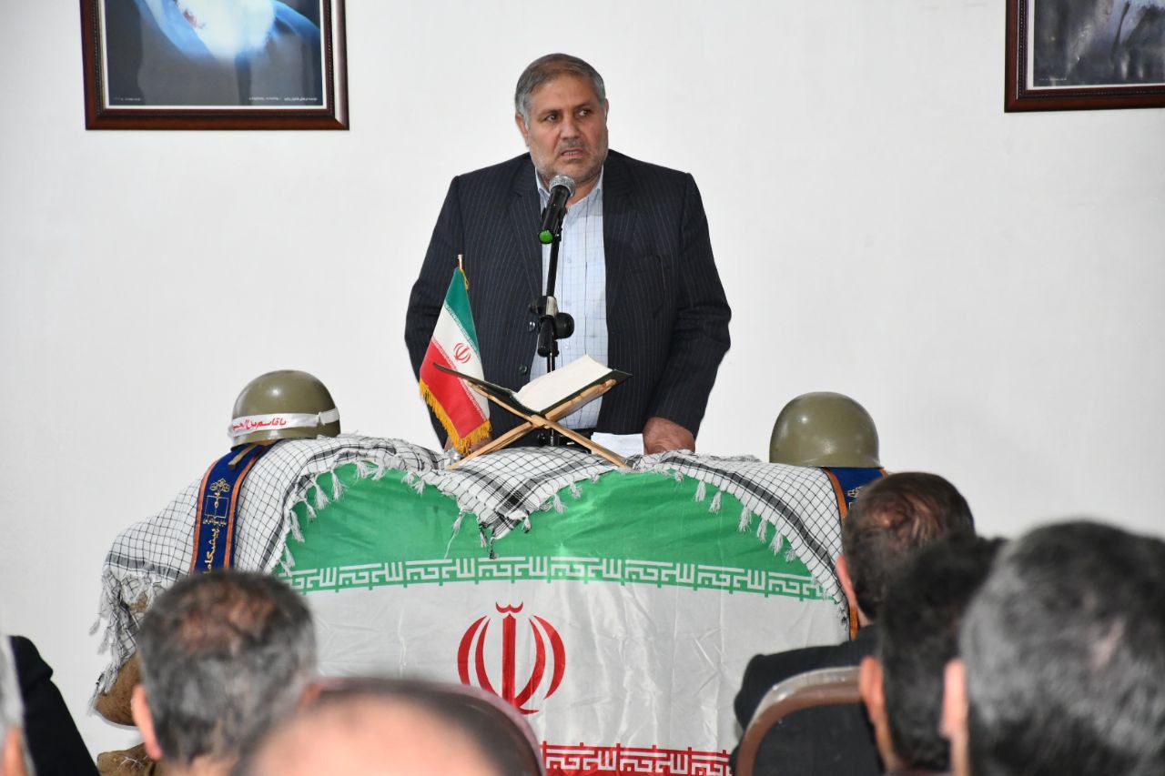 خانواده ها باید در کنار مربیان آموزش و پرورش به مسائل و مشکلات فرزندان خود رسیدگی کنند