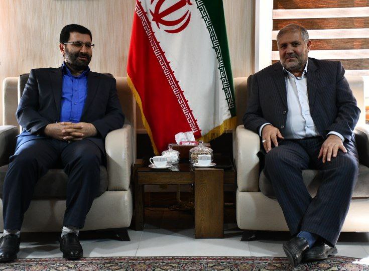 دیدار جواد کرمی معاون هماهنگی امور اقتصادی استاندار آذربایجان غربی با نادر کاظمی فرماندار شهرستان ماکو
