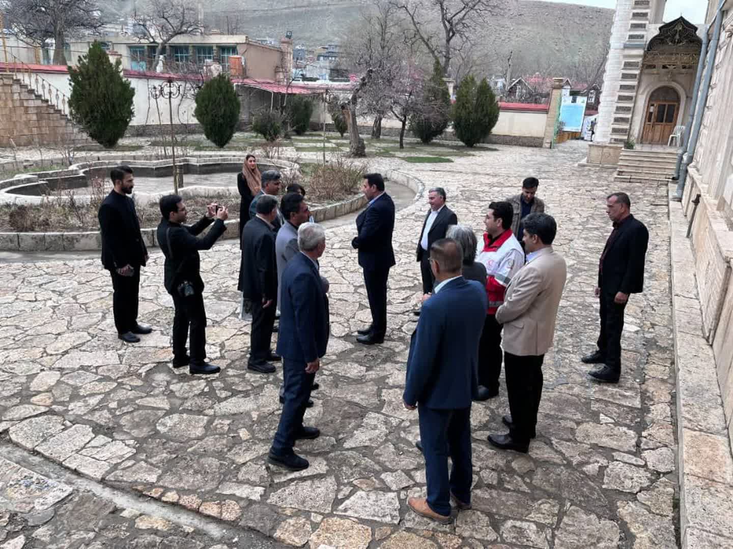 حضور فرماندار ماکو در کاخ موزه باغچهجوق و ارزیابی روند خدماترسانی به مسافران نوروزی