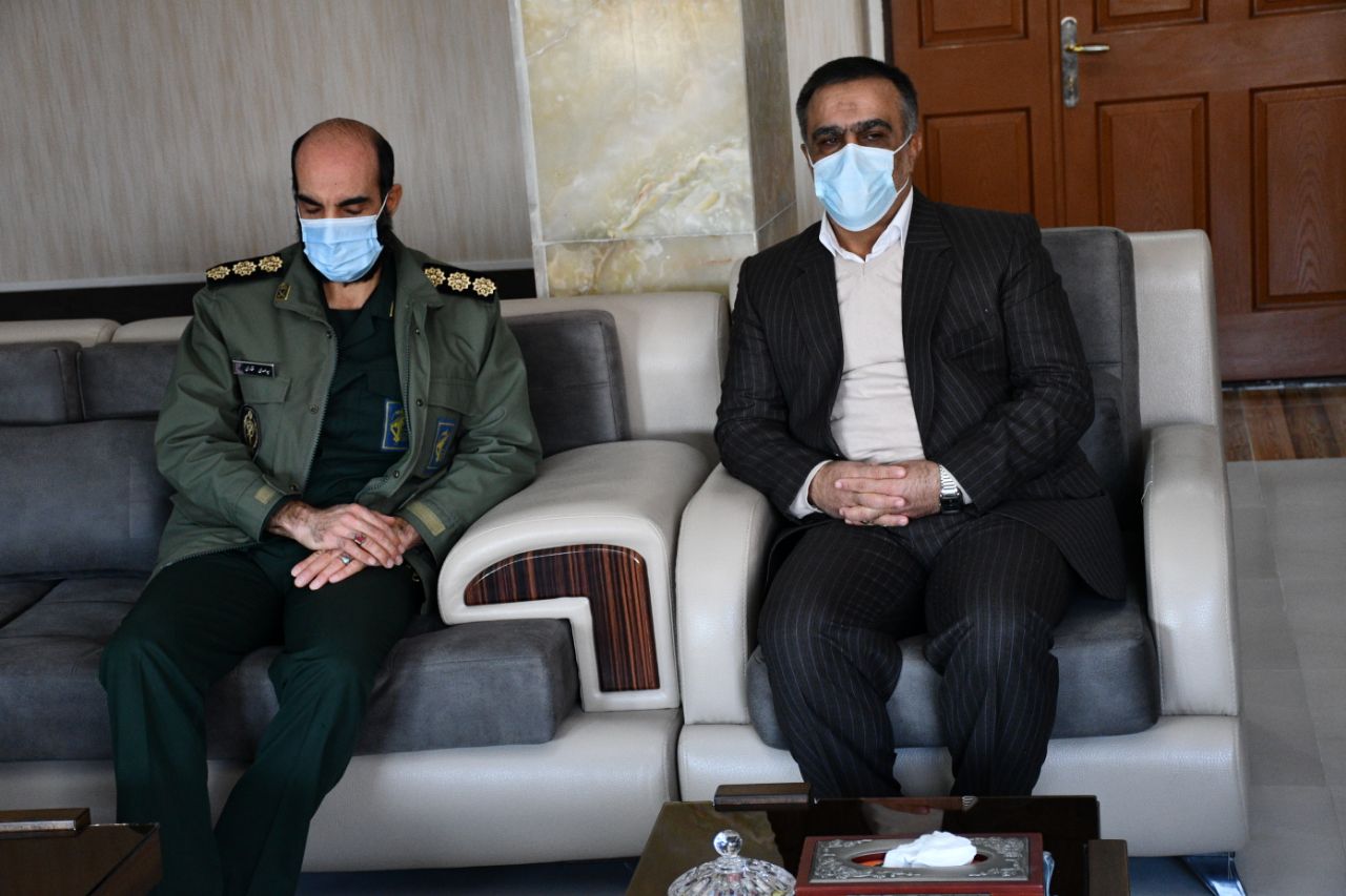 دیدار فرمانده سپاه پاسداران انقلاب اسلامی شهرستان ماکو با محمدی ایروانلو فرماندار جدید شهرستان ماکو