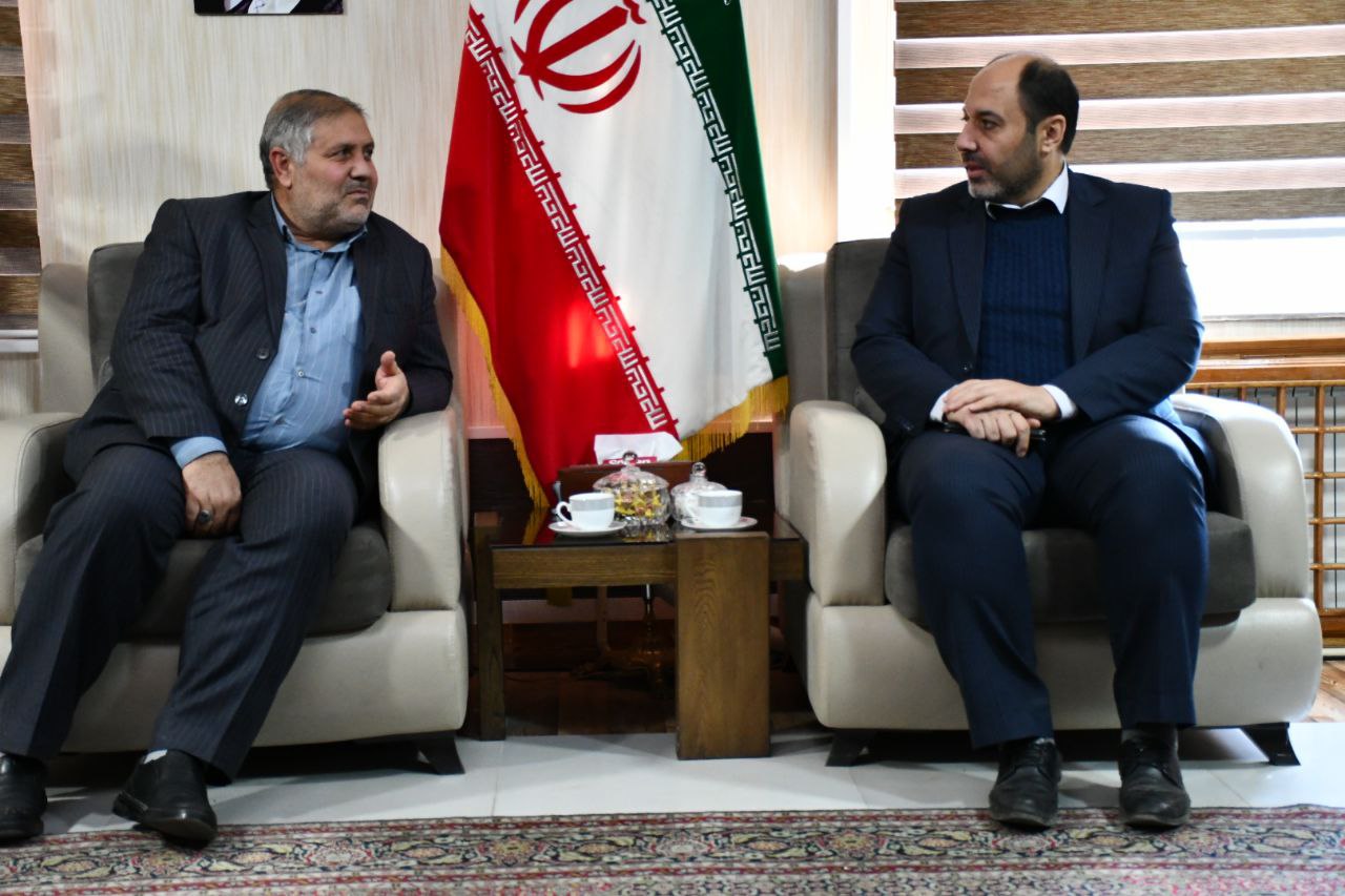 دیدار دکتر خلیل زاده مدیرکل دامپزشکی استان آذربایجان غربی با نادر کاظمی فرماندار شهرستان ماکو