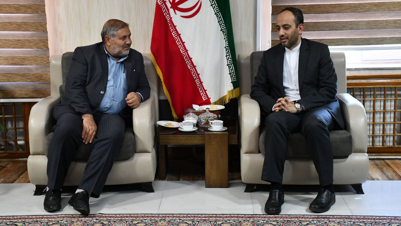 دیدار ثانی مسئول دفتر نمایندگی وزارت امور خارجه در ارومیه با نادر کاظمی فرماندار شهرستان ماکو