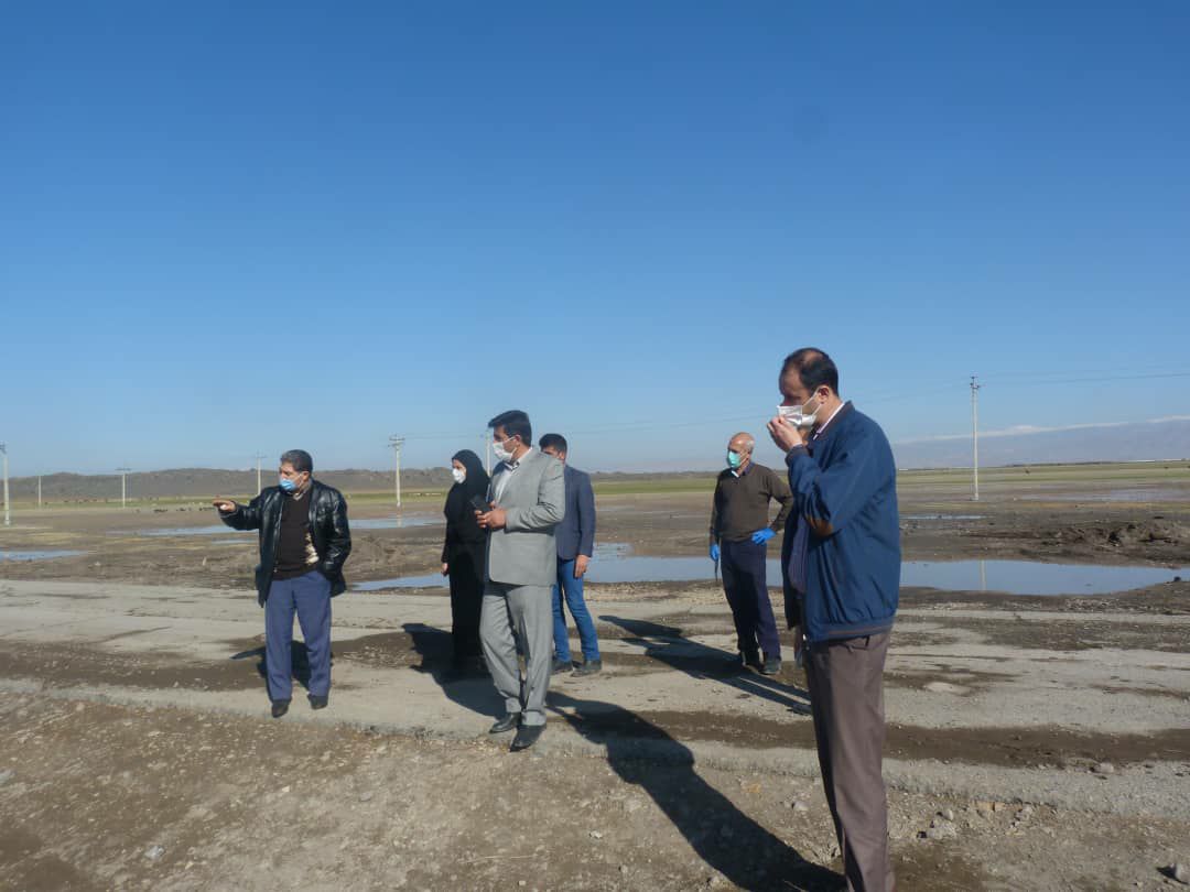 بازدید بخشدار بازرگان و رئیس اداره راهداری و حمل و نقل جاده ای شهرستان ماکو از روند اقدامات صورت گرفته در روستای سیل زده بری در منطقه بورالان