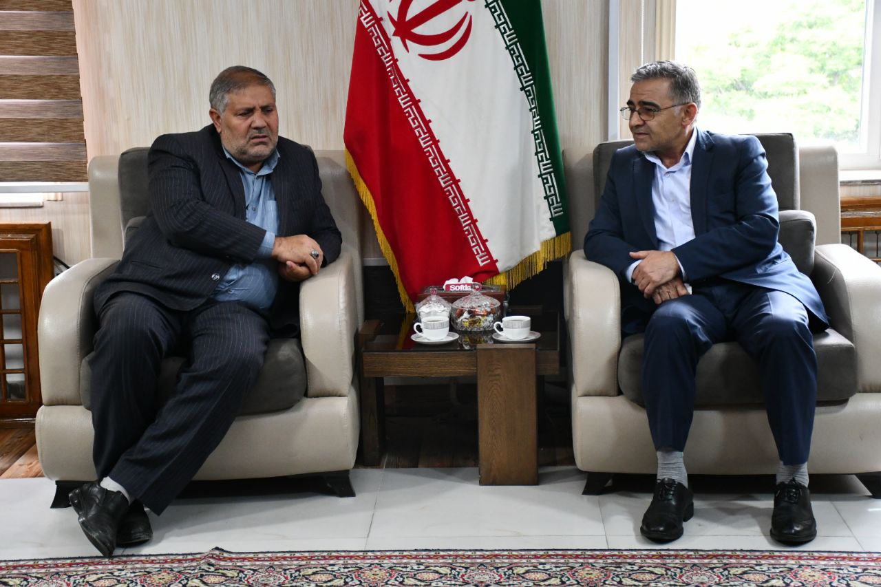 دیدار علی ناجی مدیرکل امور عشایر استان آذربایجان غربی با نادر کاظمی فرماندار شهرستان ماکو