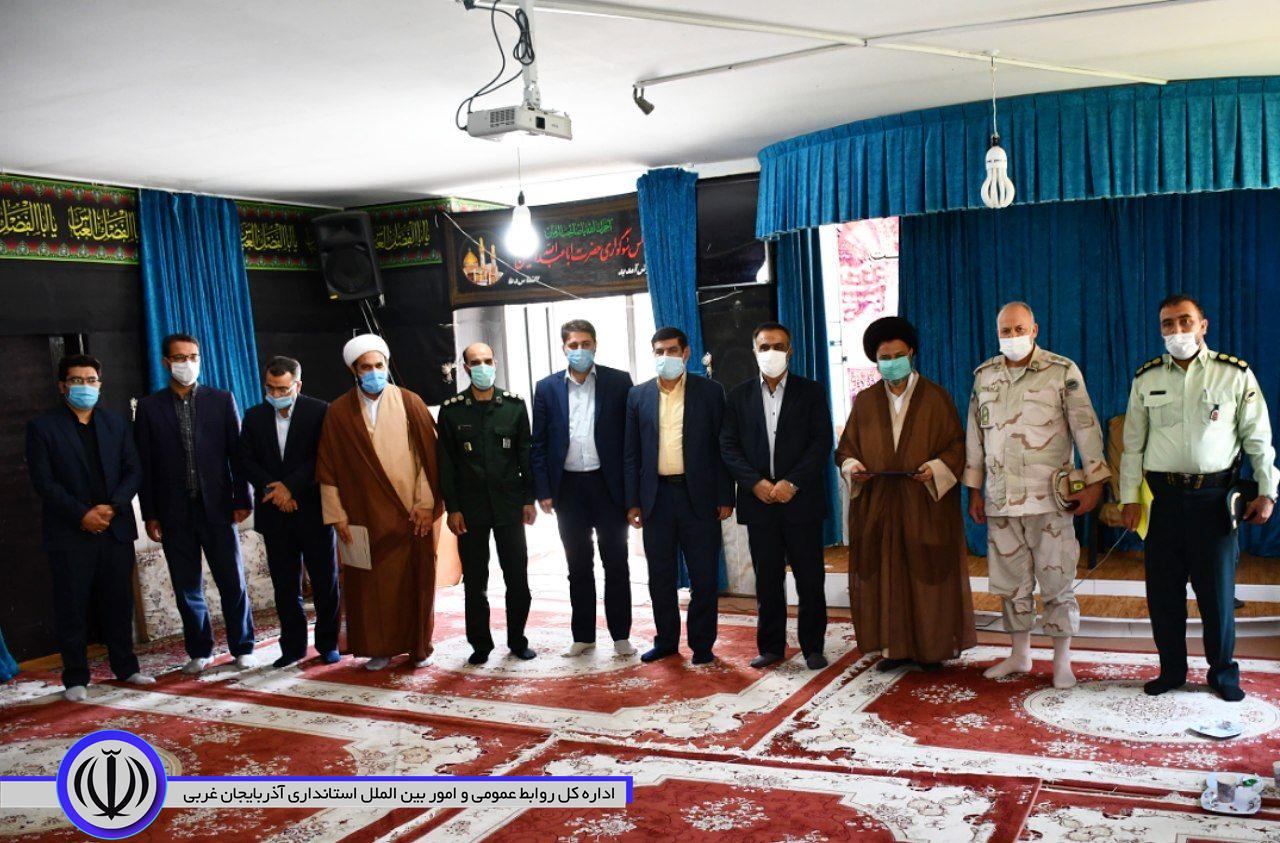 دیدار فرماندار شهرستان ماکو بهمراه اعضای شورای تامین با امام جمعه محترم شهرستان ماکو