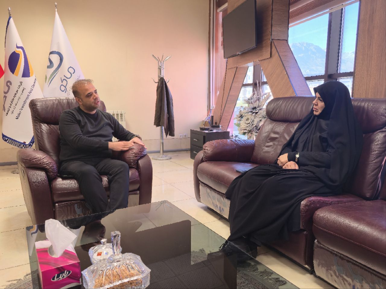 هم‌افزایی برای توسعه؛ گفت‌وگوی راهبردی فرماندار ماکو با شرکت سرمایه‌گذاری و توسعه منطقه آزاد