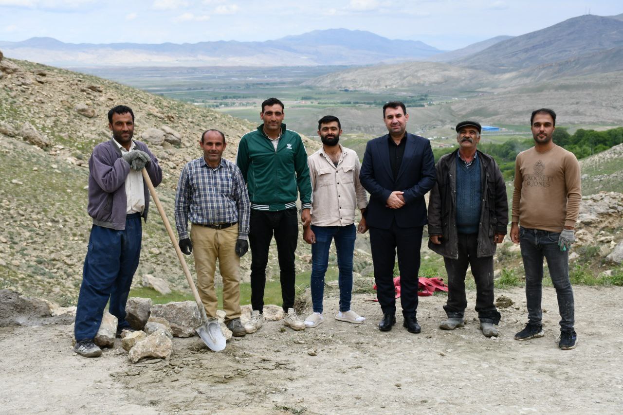 تقدیر و تشکر رامین موحدی فرماندار شهرستان ماکو از اقدام جهادی مردم در تعمیر پل ارتباطی روستای پره خودک