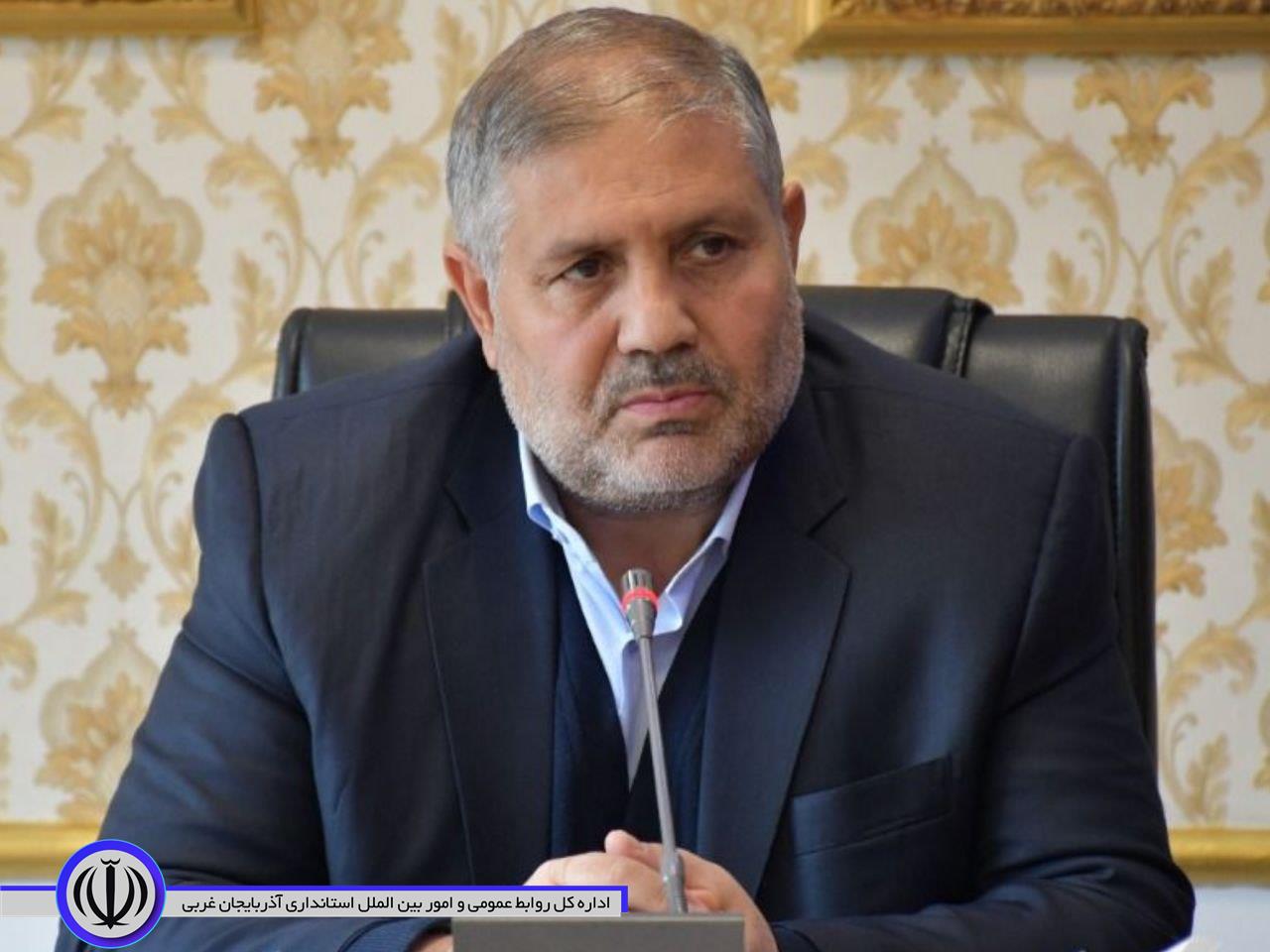 با تلاش و پیگیری های اعضای ستاد تنظیم بازار هیچ مشکلی در تامین میوه شب عید شهروندان شهرستان ماکو نداریم