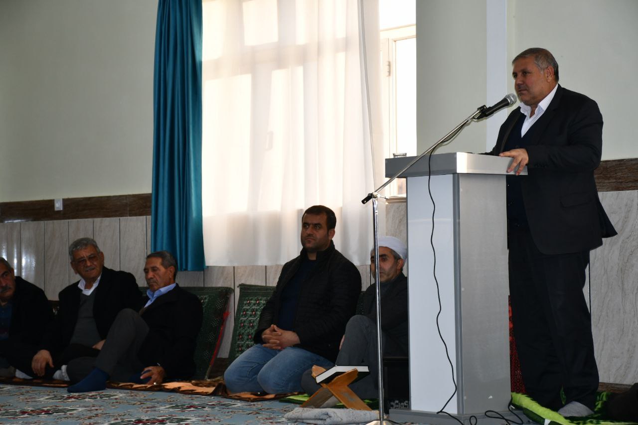 ملاقات مردمی و چهره به چهره نادر کاظمی فرماندار شهرستان ماکو با مردم روستای حسو شیری از توابع بخش بازرگان