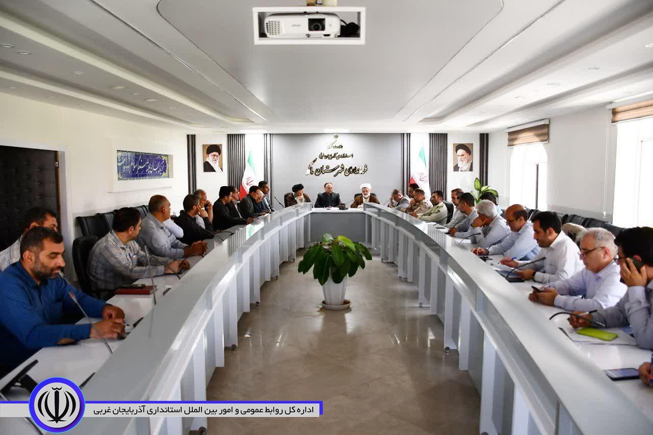 باور به فرهنگ ایثار، ضامن عزت اجتماعی است.