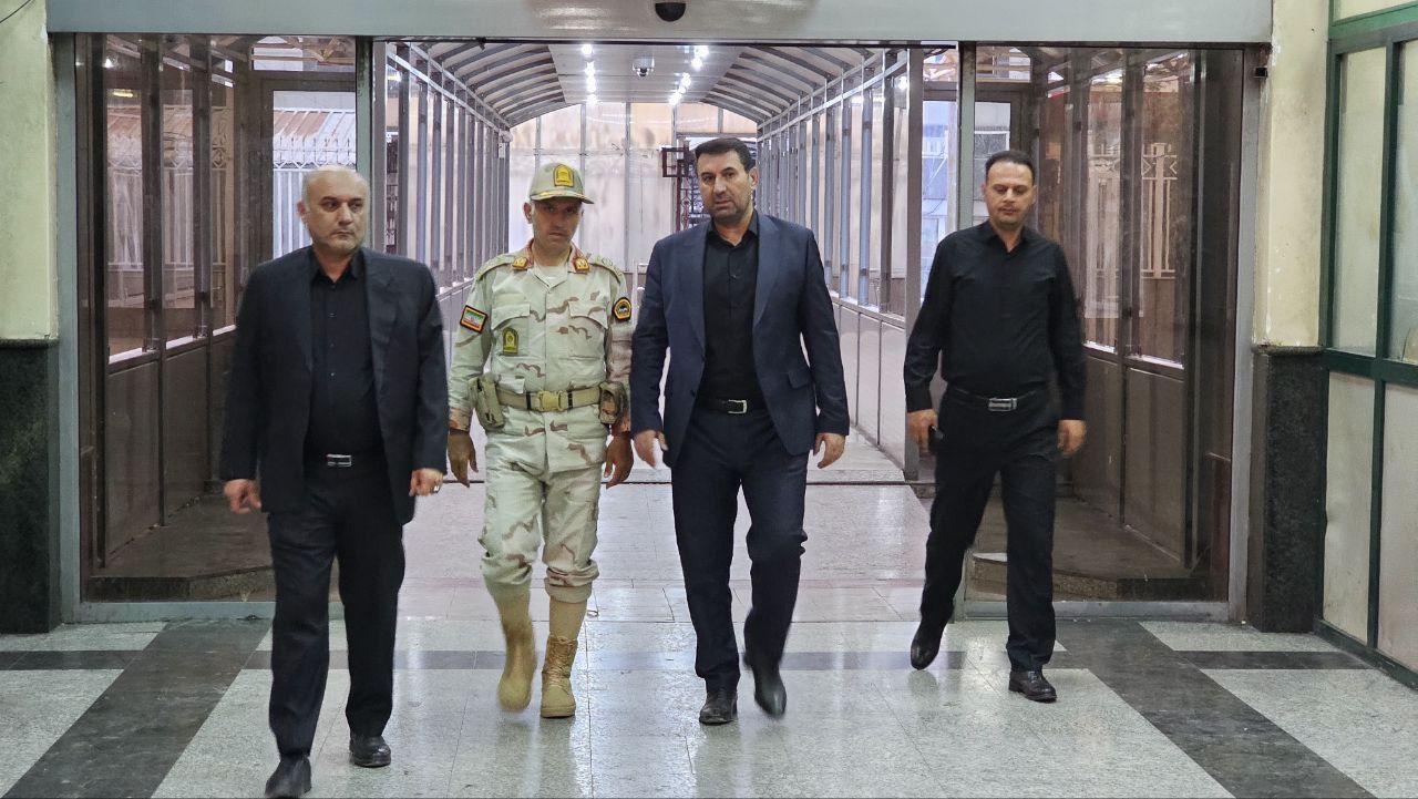 بازدید رامین موحدی فرماندار شهرستان ماکو از گمرک بازرگان جهت بررسی مسائل و مشکلات رانندگان ترانزیت