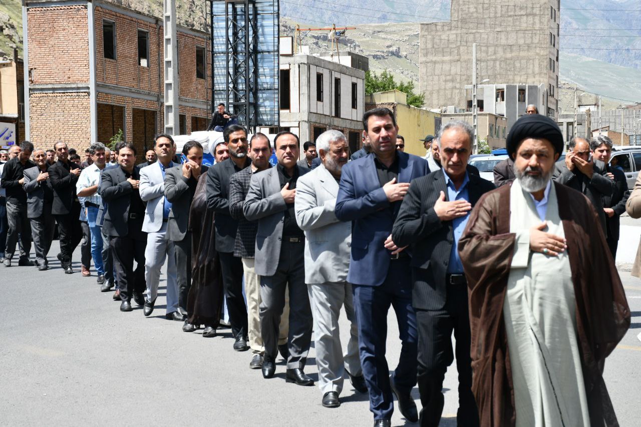 عزاداری خیابانی به مناسبت رحلت حضرت امام خمینی ( ره ) در شهرستان ماکو