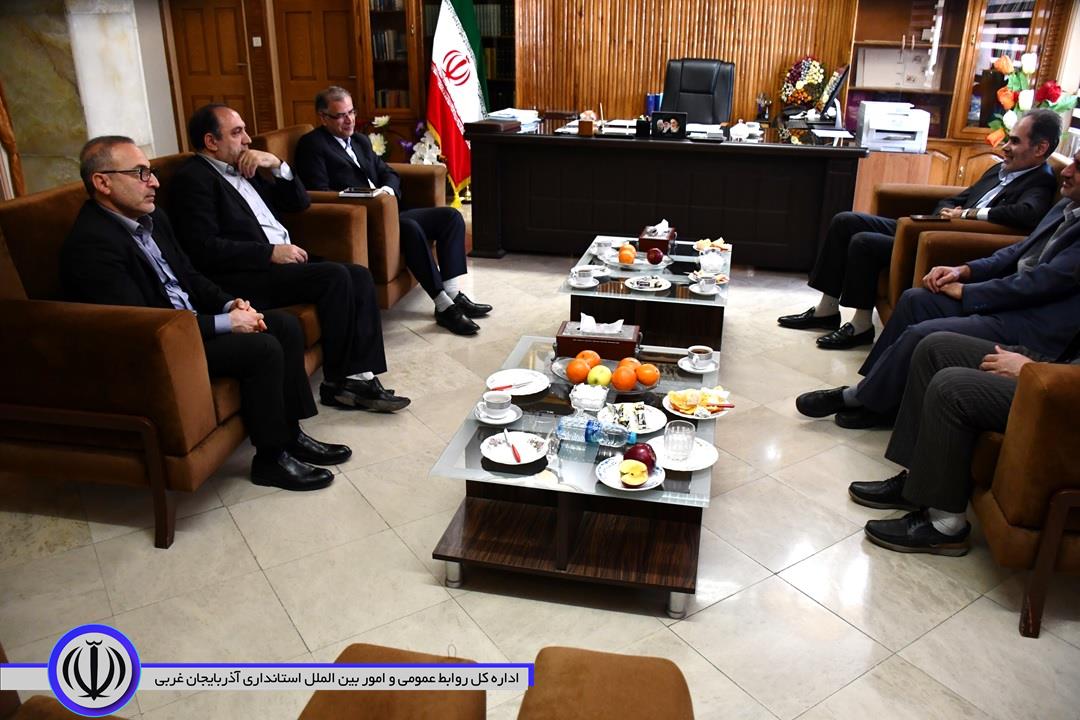 رفع مشکل نقاط کور و تقویت دکل های مخابراتی باید در دستور کار مسئولین امر قرار بگیرد