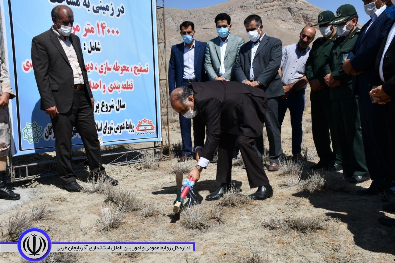 آیین کلنگزنی عملیات اجرایی آرامستان جدید شهر بازرگان