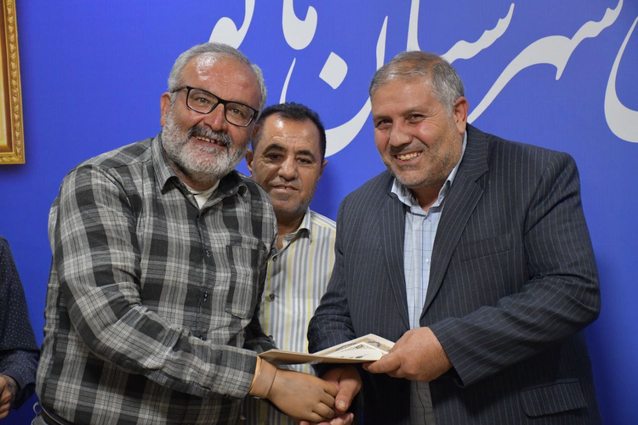 تجلیل فرماندار شهرستان ماکو از 60 نفر از کوهنوردان شهرهای ماکو و بازرگان در صعود برون مرزی