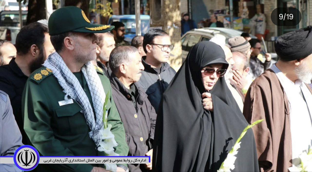 تشییع پیکر مطهر شهید گمنام در ماکو