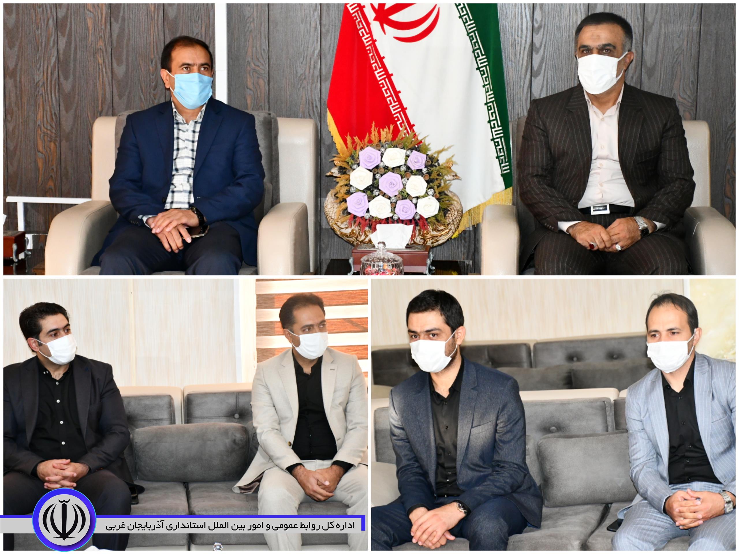 دیدار اعضای شورای اسلامی شهر و شهردار ماکو با فرماندار ماکو جهت تبریک هفته دولت