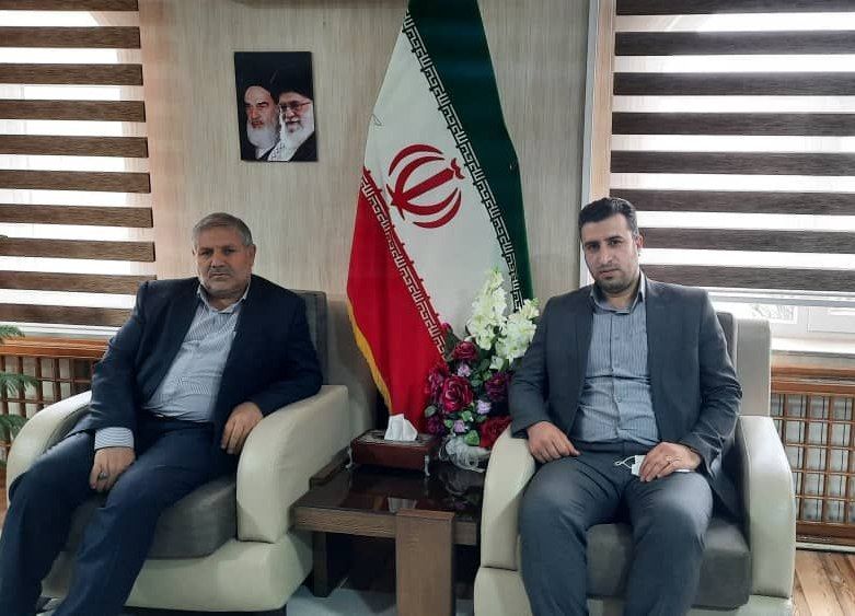 دیدار  بهمن نجف نژاد مجری طرحهای اشتغال بنیاد برکت در شمال استان آذربایجان غربی با نادر کاظمی فرماندار شهرستان ماکو