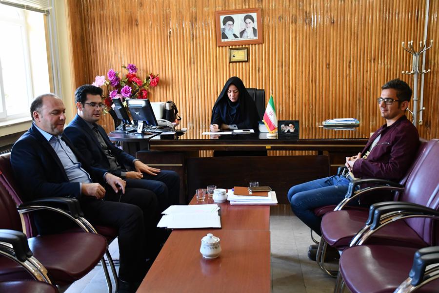 روستائیان برخوردار از نعمت گاز ، نسبت به اخذ انشعاب اقدام نمایند .
