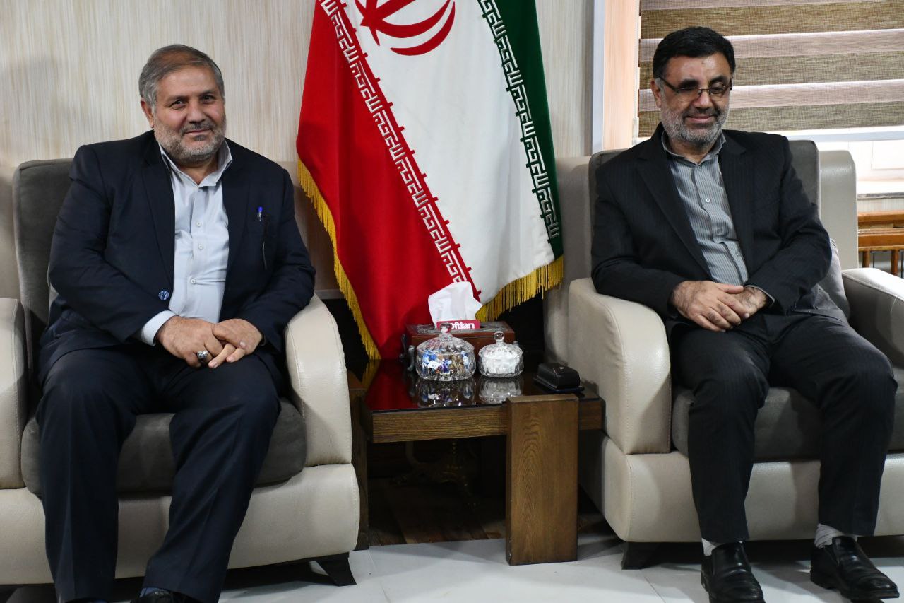 دیدار رضا ابراهیمی معاون سیاسی و اجتماعی استاندار آذربایجان غربی با نادر کاظمی فرماندار شهرستان ماکو