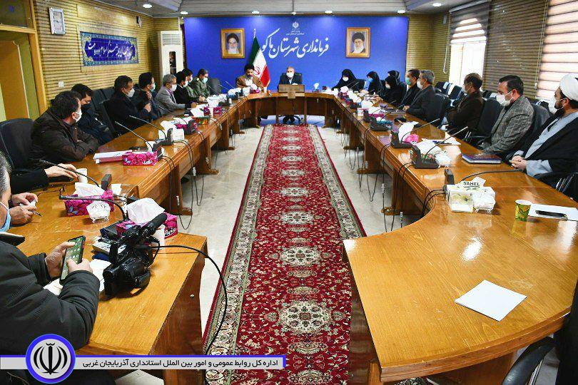 احیاء و عمل به شعارهای ارزشی انقلاب اسلامی ، باید سرلوحه کارهای مسئولین ادارات و نهادهای دولتی شهرستان قرار بگیرد