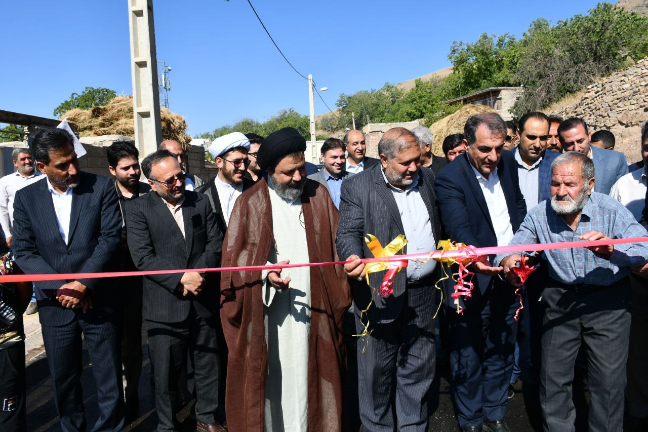 افتتاح طرح هادی و آسفالت معابر روستای هاسون بزرگ از توابع بخش مرکزی شهرستان ماکو