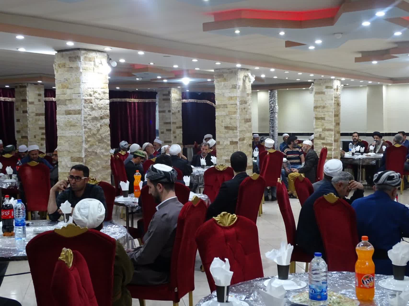 حضور فرماندار ماکو در ضیافت افطاری با علمای اهل سنت ماکو