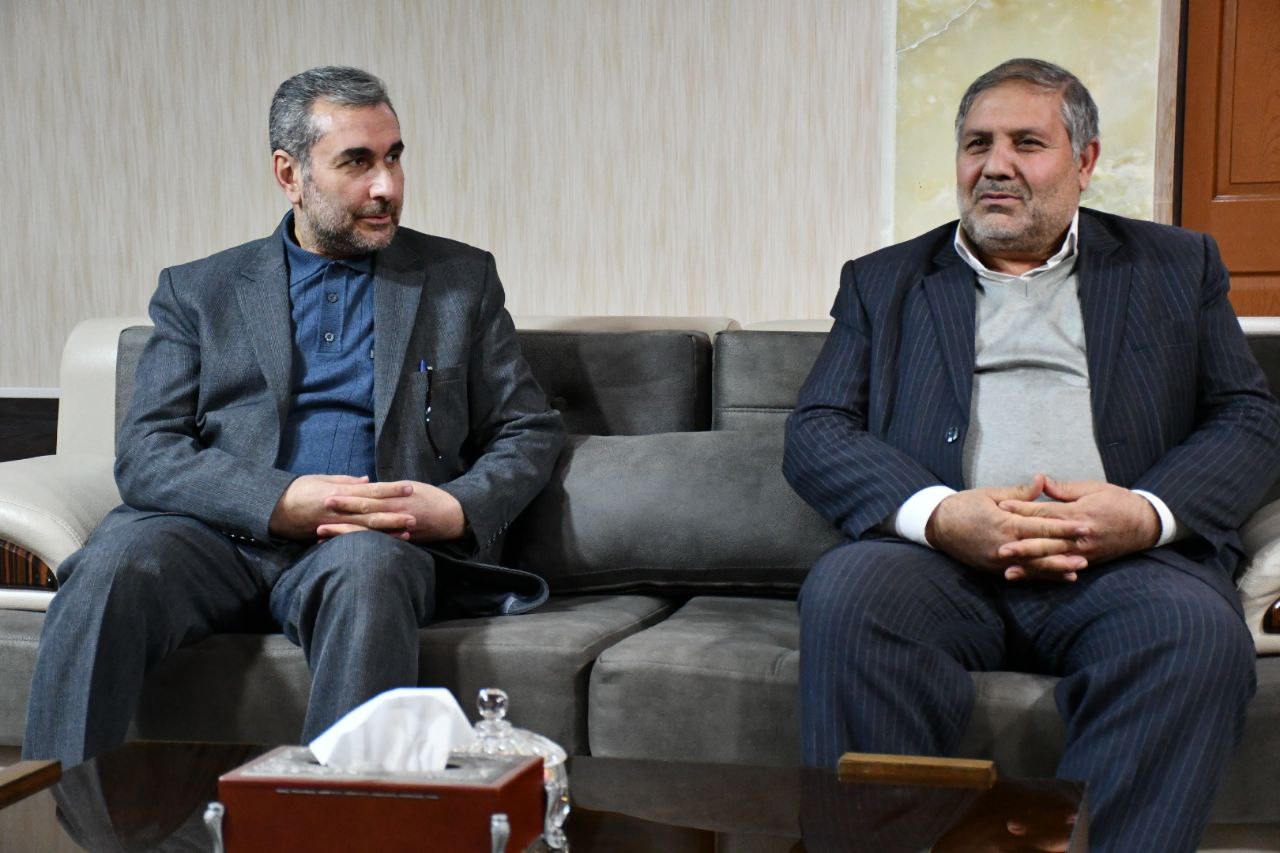 دیدار مدیرکل فرهنگ و ارشاد اسلامی استان آذربایجان غربی با نادر کاظمی فرماندار شهرستان ماکو