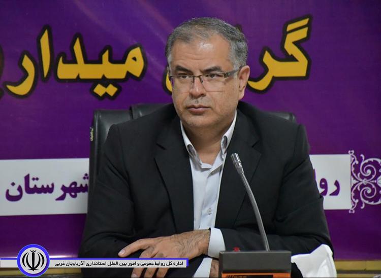 دستگاههای متولی باید با انجام کارهای فرهنگی ، نصب تابلو ها و اعمال قانون در خصوص رانندگان متخلف به مدیریت ترافیک شهر کمک نمایند